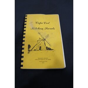 Cape Cod Kitchen Secrets Cookbook Monomoy Branch Cape Cod Hospital Aid 1972